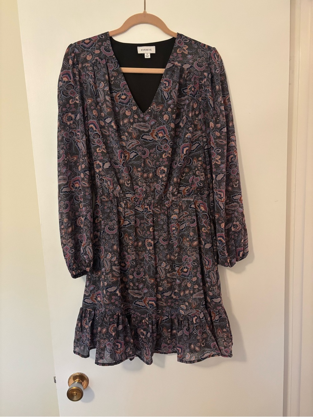 Evereve Printed V-Neck Long Sleeve Ruffle Hem Dress - Navy Multi